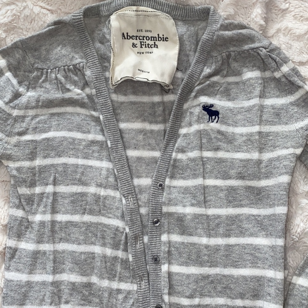Abercrombie & Fitch cardigan